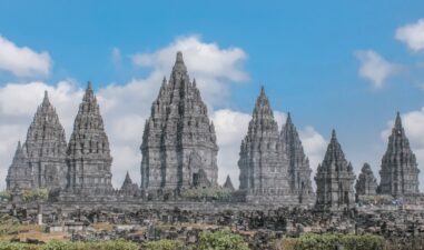 10 Wisata Candi di Jogja dengan Harga Tiket Murah, Cuma 5 Ribu!