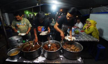 12 Tempat Makan Kuliner Malam Legendaris di Malang, Wajib Dicoba!