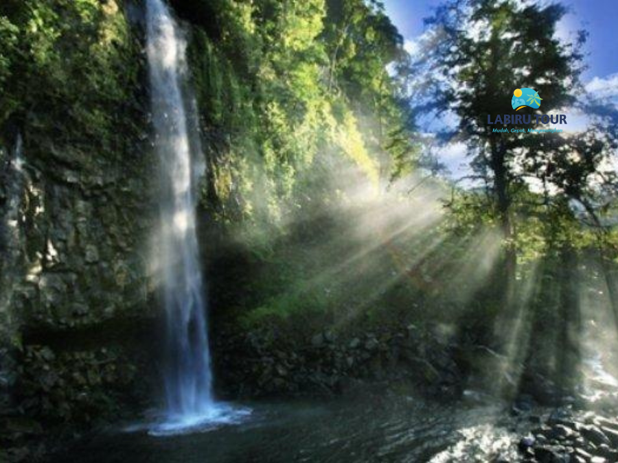 Air Terjun Lembah Anai | LABIRU TOUR Jogja