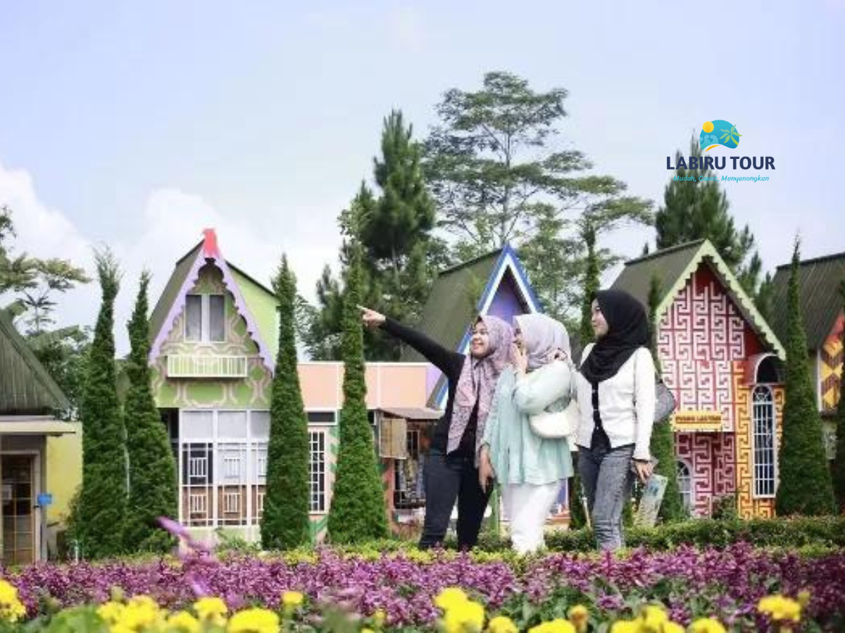 Paket Tour Hemat Semarang 3H2M | LABIRU TOUR Jogja