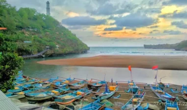 7 Pantai di Jogja Memikat Hati, Wajib Kamu Kunjungi!