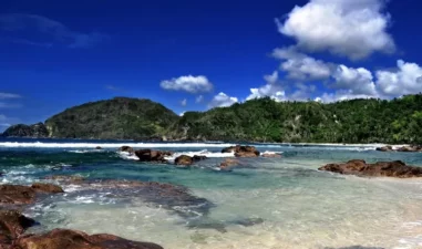 7 Pantai Tersembunyi di Jogja yang Wajib Dikunjungi