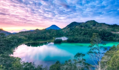 3 Destinasi Wisata Edukatif dan Bersejarah di Bandung Cocok untuk Liburan Keluarga