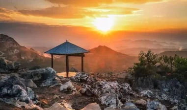 Spot Sunset Terbaik di Bandung, Anak Senja Wajib Tahu!