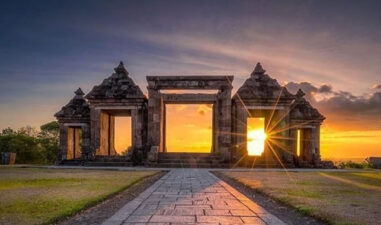 Menjelajah Candi Ratu Boko: Mengagumi Kemegahan Istana Kuno di Jogja