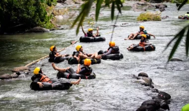 Rekomendasi Wisata River Tubing di Solo, Seru Abis!