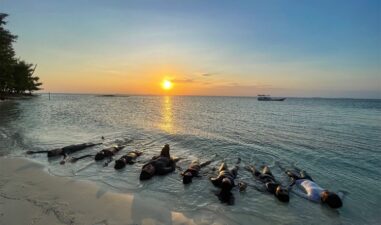 Eksplorasi Pesona 5 Pulau Cantik di Karimunjawa yang Tersembunyi