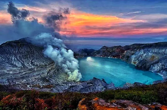 Kaldera Raksasa dari Udara