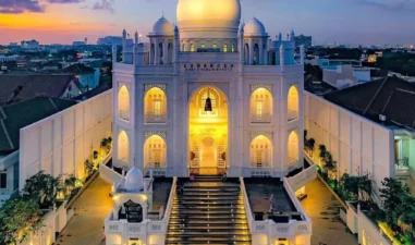 Mengintip 5 Masjid Ikonik Jakarta yang Bisa Kamu Jadikan Pilihan Untuk Wisata Religi