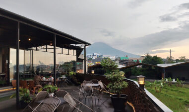 7 Kafe dengan Pemandangan Indah di Dieng yang Instagramable