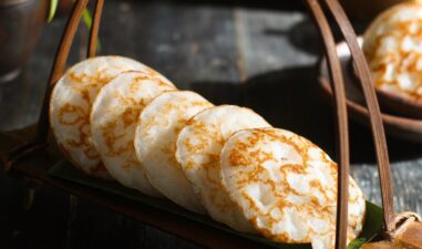 9 Kuliner Legendaris Khas Padang yang Selalu Dirindukan